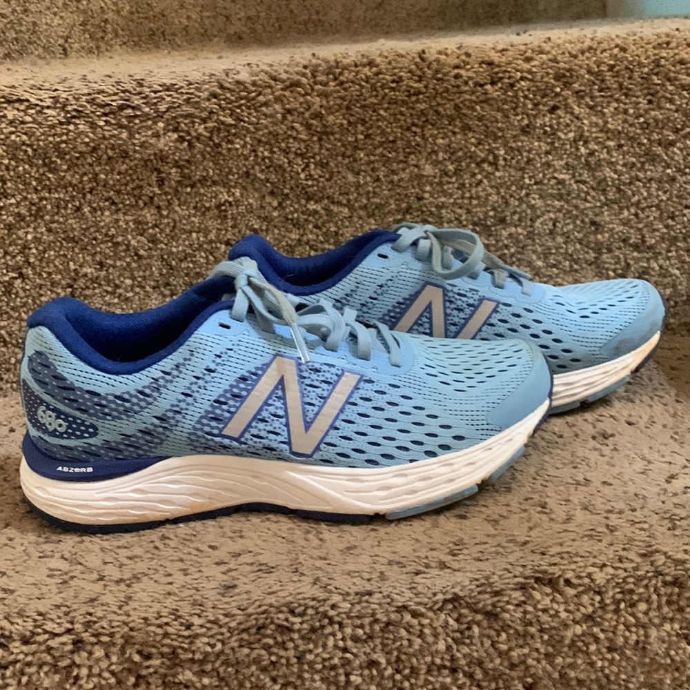 New Balance 680v6, size 7, slightly worn